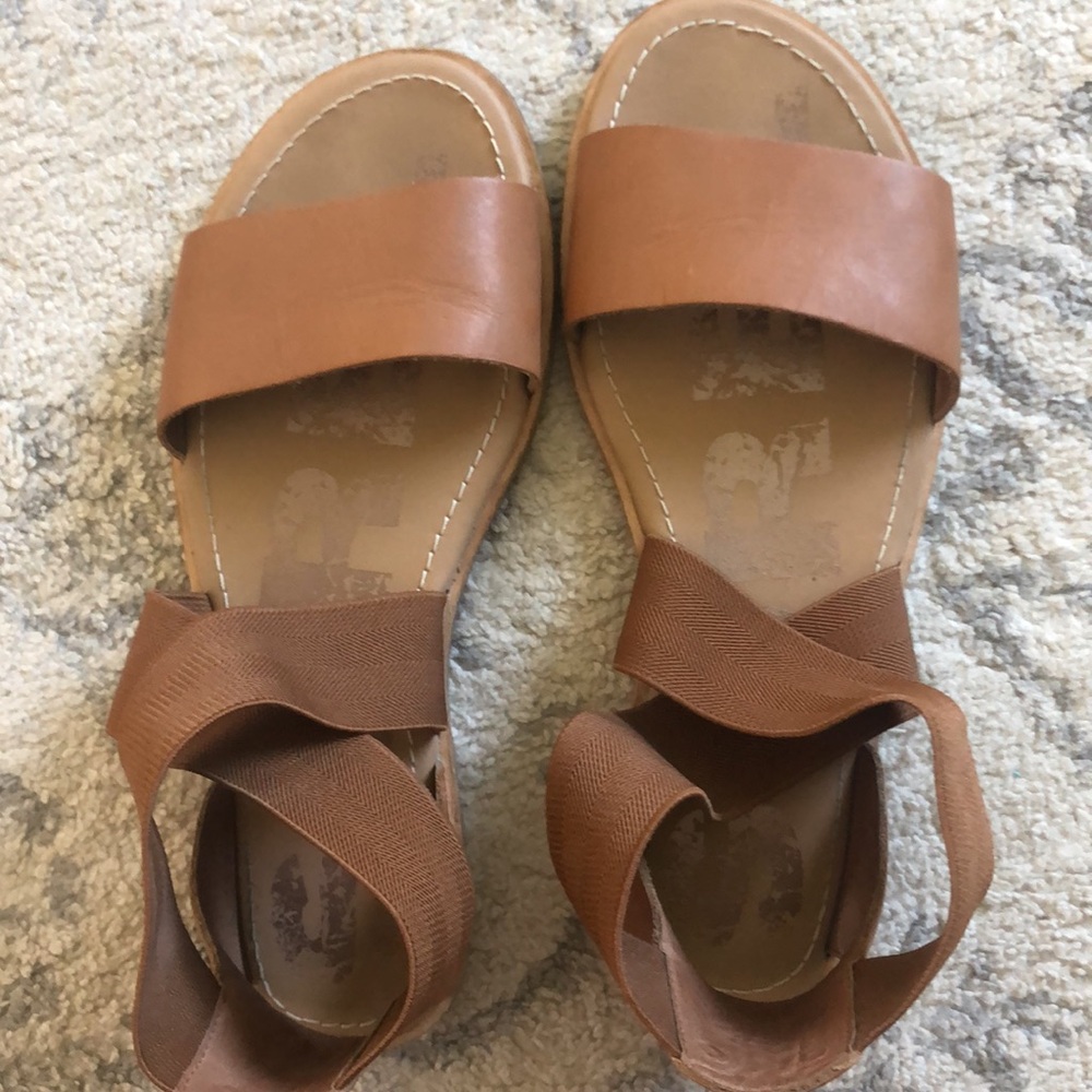 Sorel Ella Sandal
